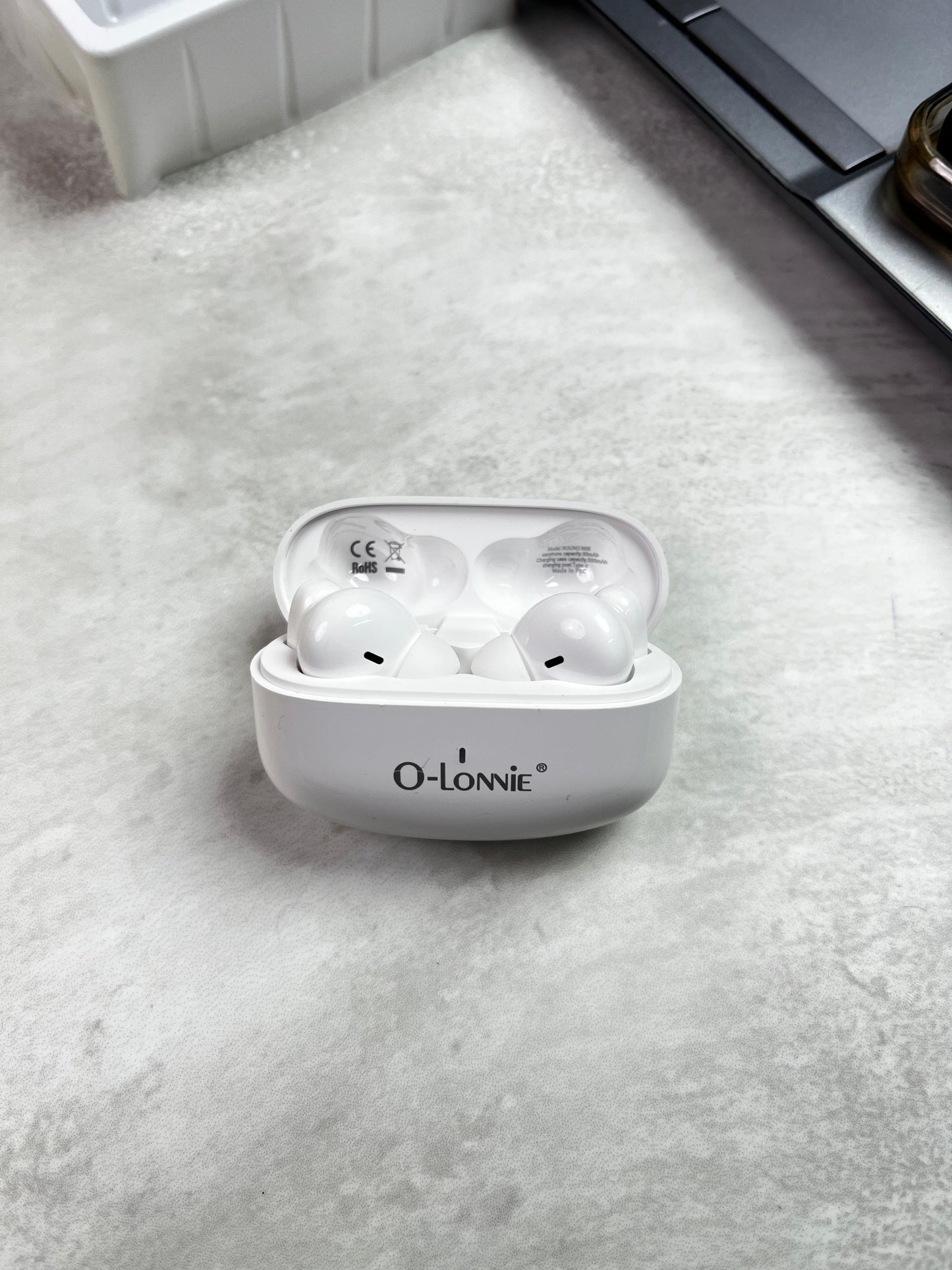 DEAL 9 ( O-Lonnie AirPods + GT6 Pro Sports Watch )