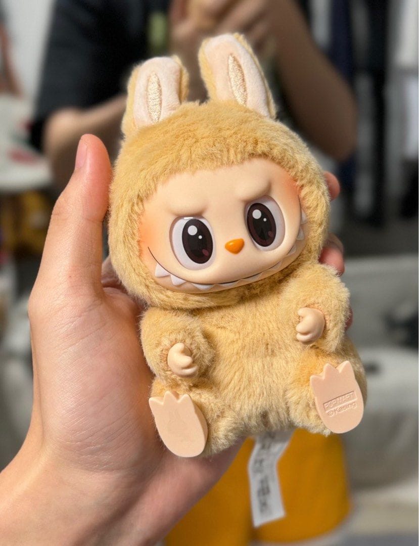 Labubu Gadget